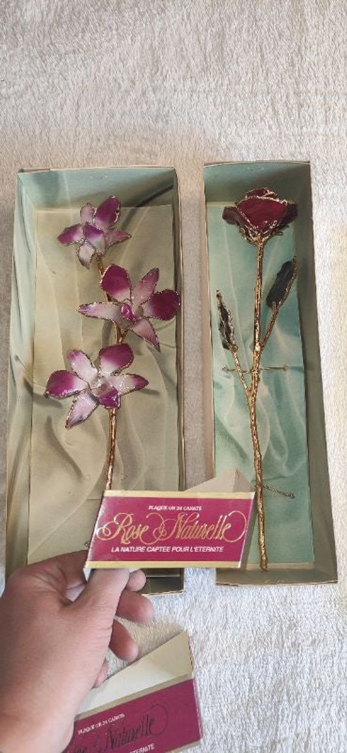 Fleurs plaqué or 24 carats