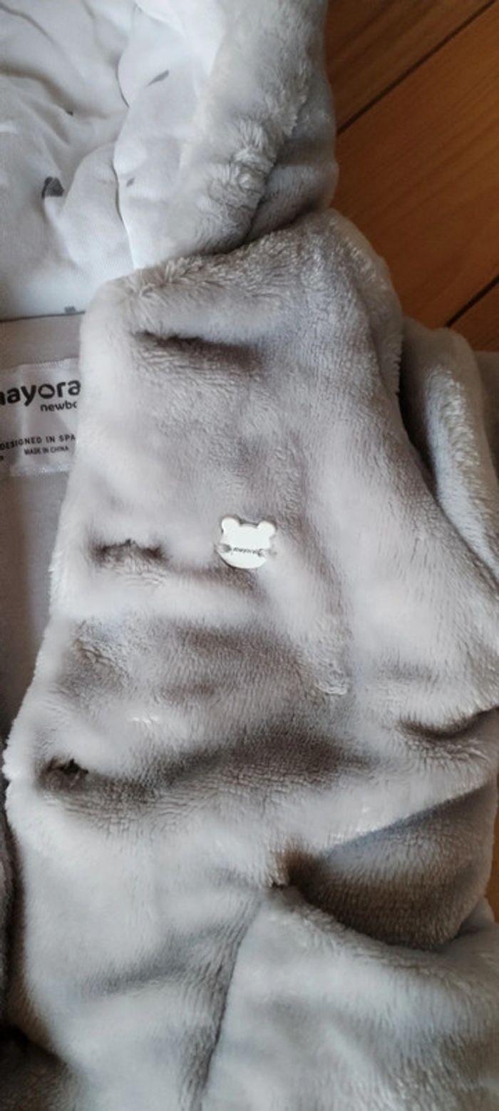 Veste bébé 1 mois mayoral - photo numéro 3