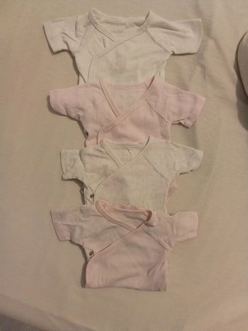 Lot de 4 body bébé 1 mois