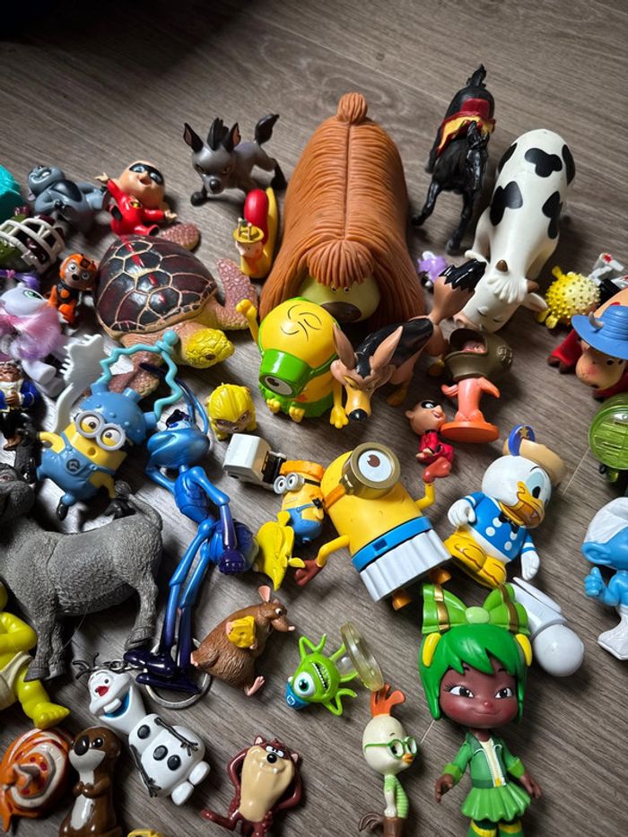 Lot de diverses figurines - photo numéro 3