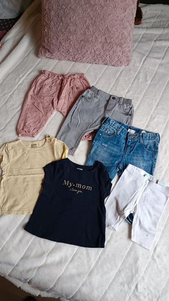 Lot pantalons et t-shirt 6 mois
