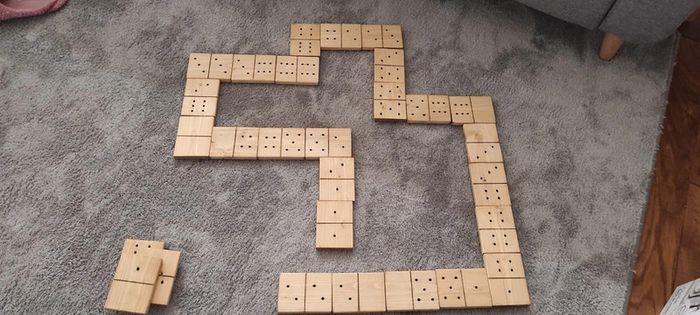 Jeu de domino géant 28 pièces en bois