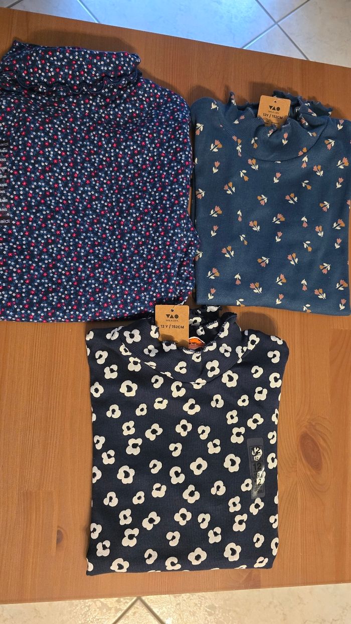 Neufs (non portés)🏷🤩😍⚘️ teeshirts 12 ans fille🤩😍🩷