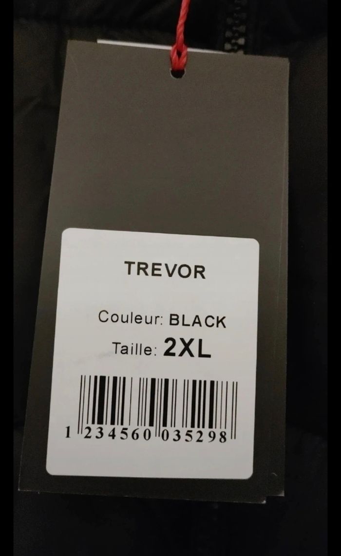Doudoune Helvetica XXL Neuve a capuche Black Trevor - photo numéro 8