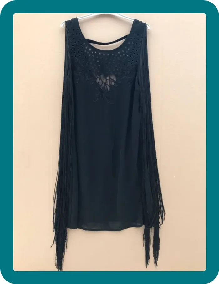 Robe noire bershka M