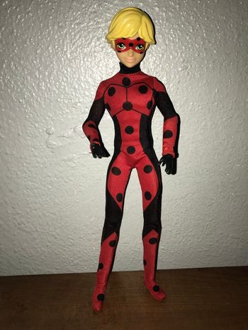 Poupée miraculous Adrien