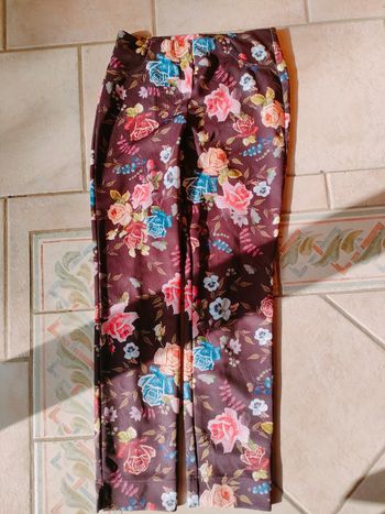 Pantalon fleuri taille 40