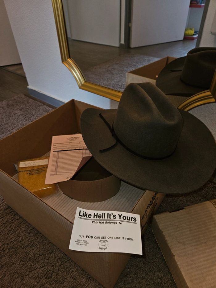 Chapeau Catalena Hatters - photo numéro 14