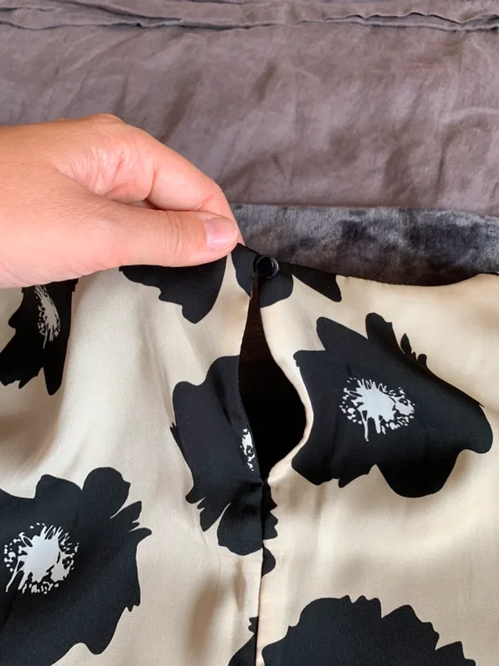 Robe motif fleurs La Fée Maraboutée taille 38 - photo numéro 10