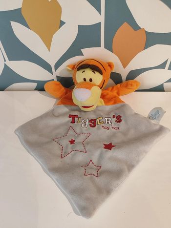 Doudou plat Tigrou Disney baby