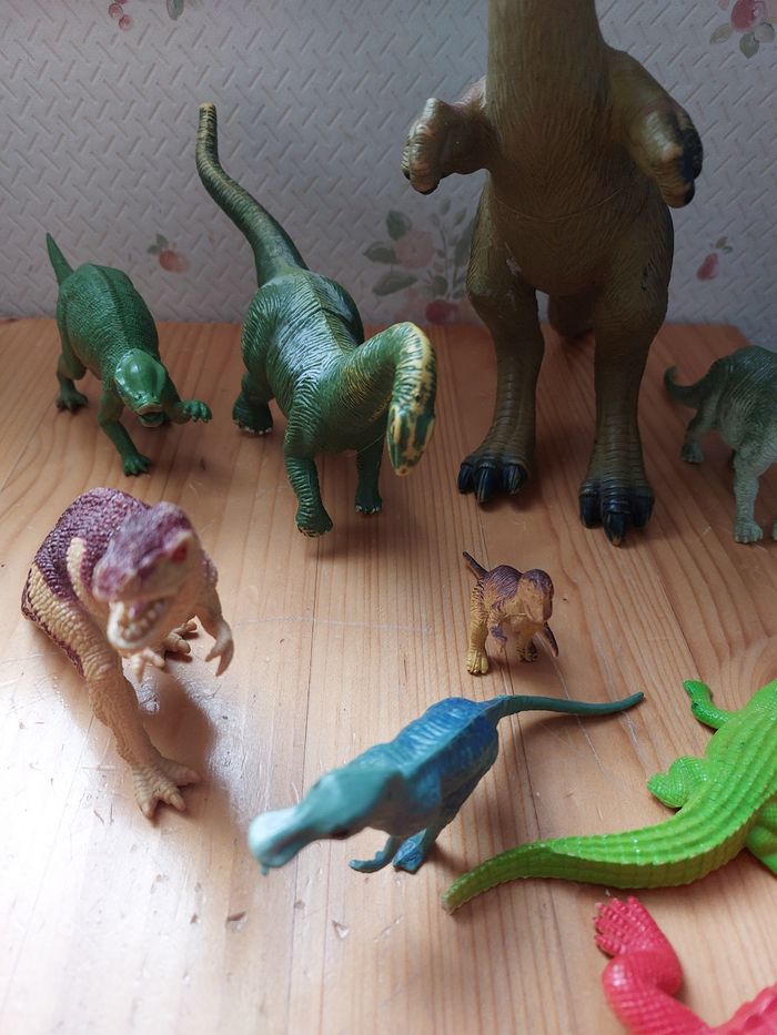 Lot dinosaures - photo numéro 5