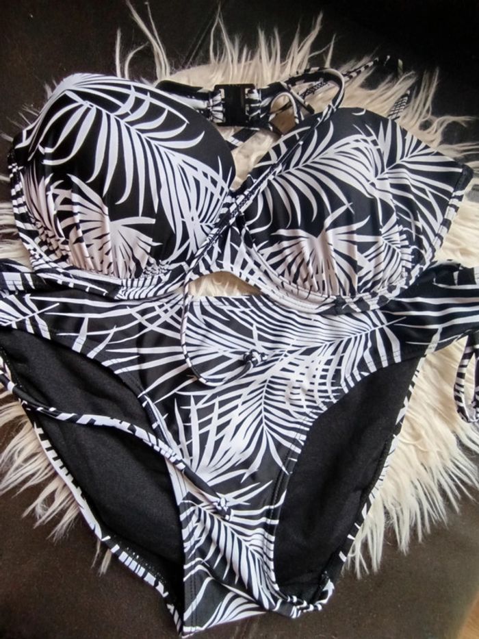 Maillot de bain 2 pièces femme excellent état