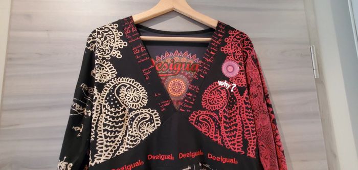 Très  belle  robe desigual taille XL - photo numéro 4