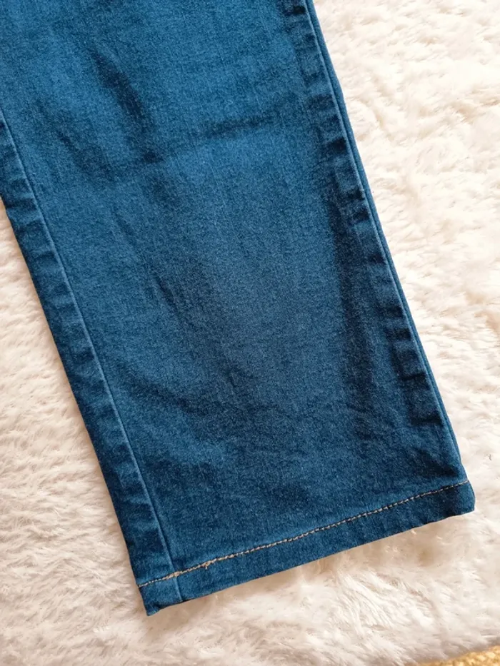 Jegging / Pantacourt en Jean élastique Damart en 46 - photo numéro 2