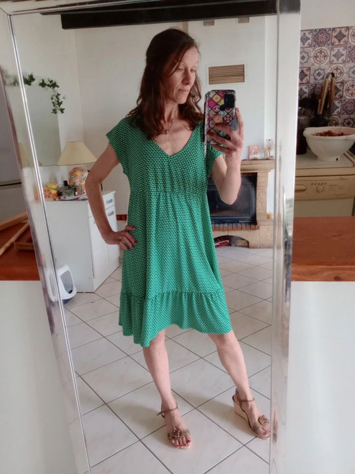 Robe XL verte et blanche c80