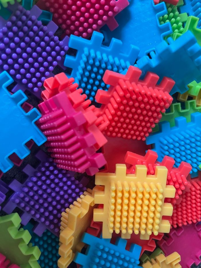 Bloc de construction a picot - photo numéro 3