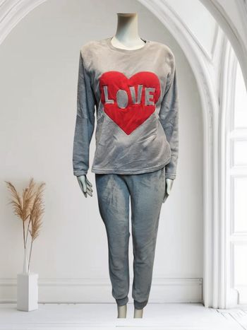 Pyjama tout doux  motif cœur/love pour femme Taille M ou 38 au