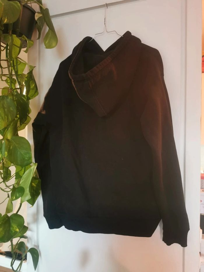 Sweat noir Bershka - photo numéro 2