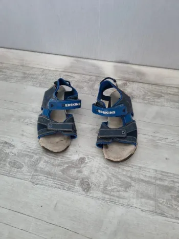 Sandales  Pointure 37