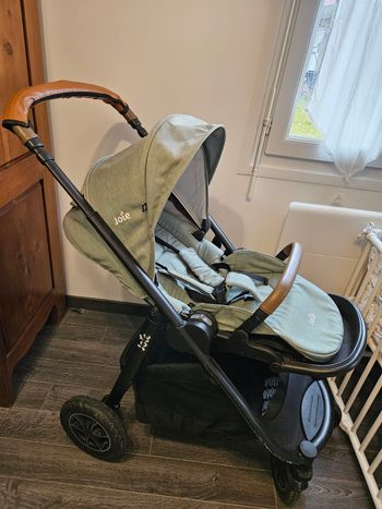 Poussette Joie versatrax 