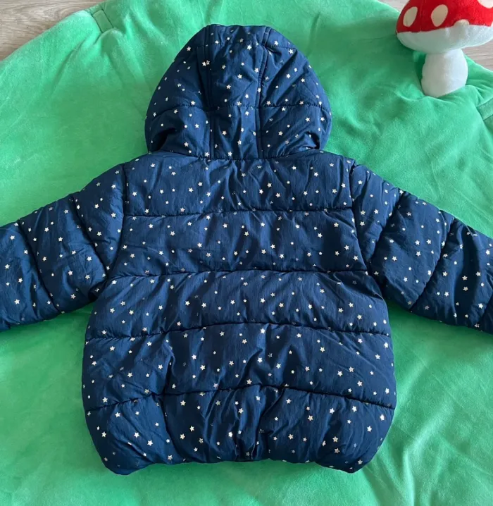 Doudoune bleu avec étoiles 2ans - photo numéro 2