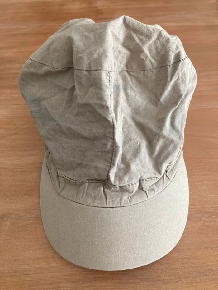 Casquette kaki délavée gris