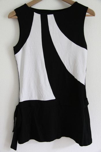 Made in France robe rétro sixties neuve jamais portée