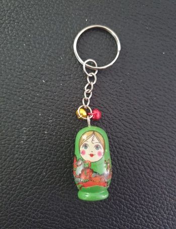 Porte-clés Poupée russe verte