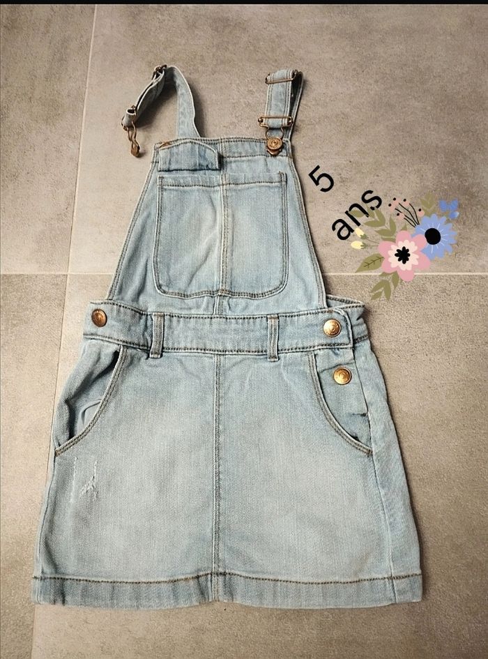 5 ans kiabi robe salopette en jean toutes saisons /Excellent état - photo numéro 7