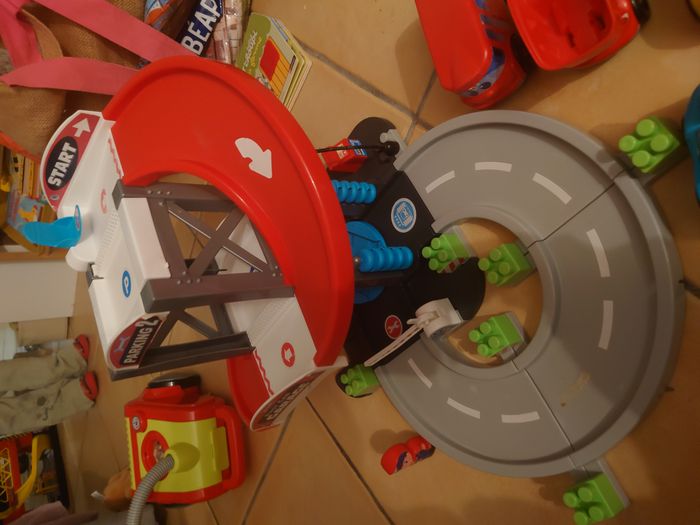 Garage et voitures - photo numéro 2