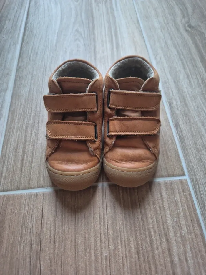 Chaussures cuir naturino fourrées 23