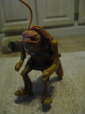 1001 pattes figurine