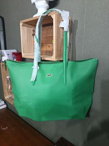 Sac Lacoste