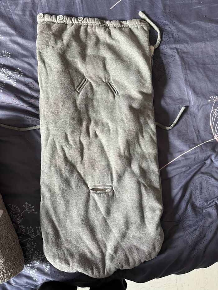 Sac de couchage pour poussette - photo numéro 2