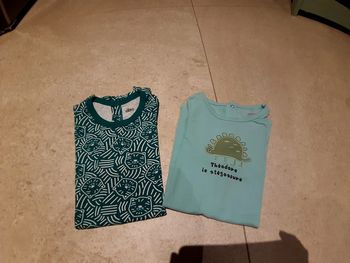 Lot pyjamas combinaisons garcon