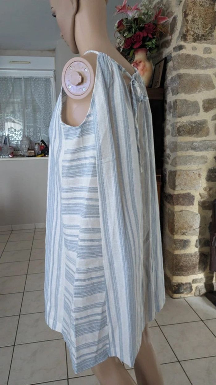 Robe midi à rayures noué col derrière taille XS/36 jamais porté - photo numéro 5