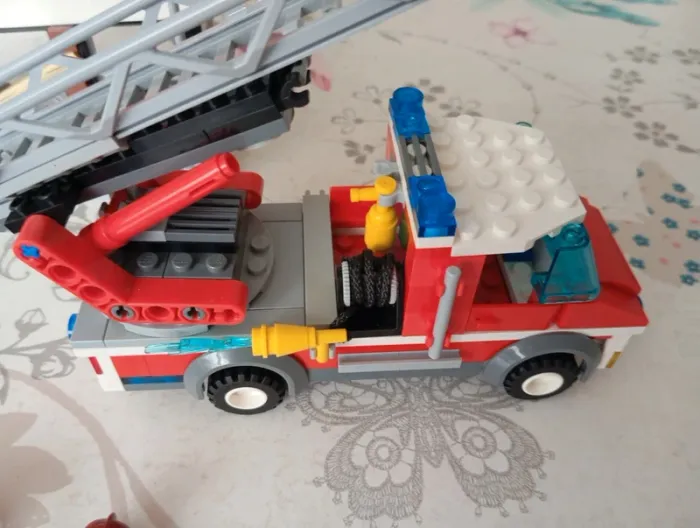 Lego pompier 60003 - photo numéro 4