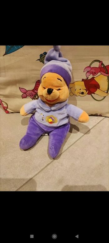 Peluche Winnie en pyjama disney