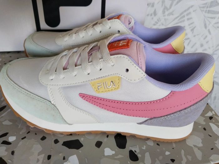 🚨 Promo 🚨 baskets neuves femme Fila pointure 38 - photo numéro 6