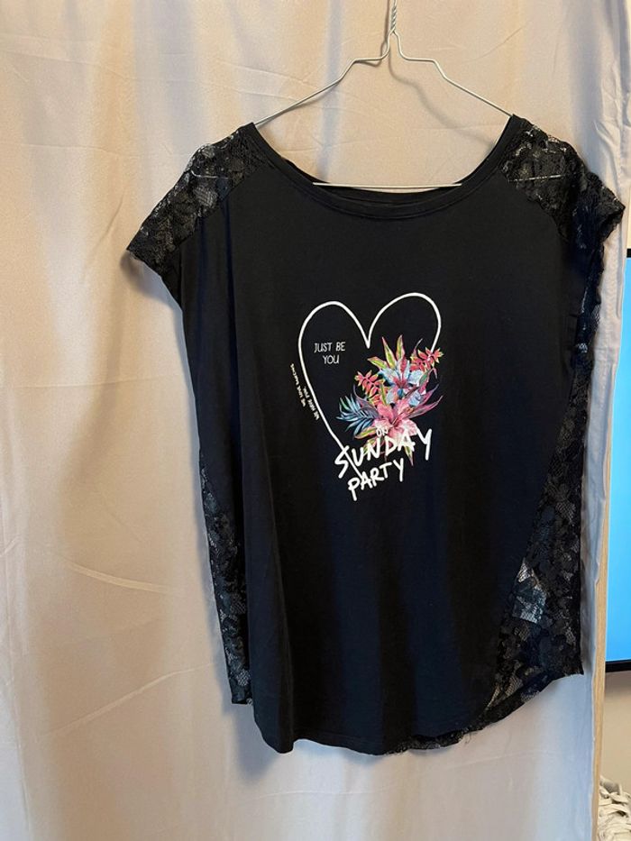 Haut noir dos transparent