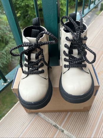 Bottines crème Zara