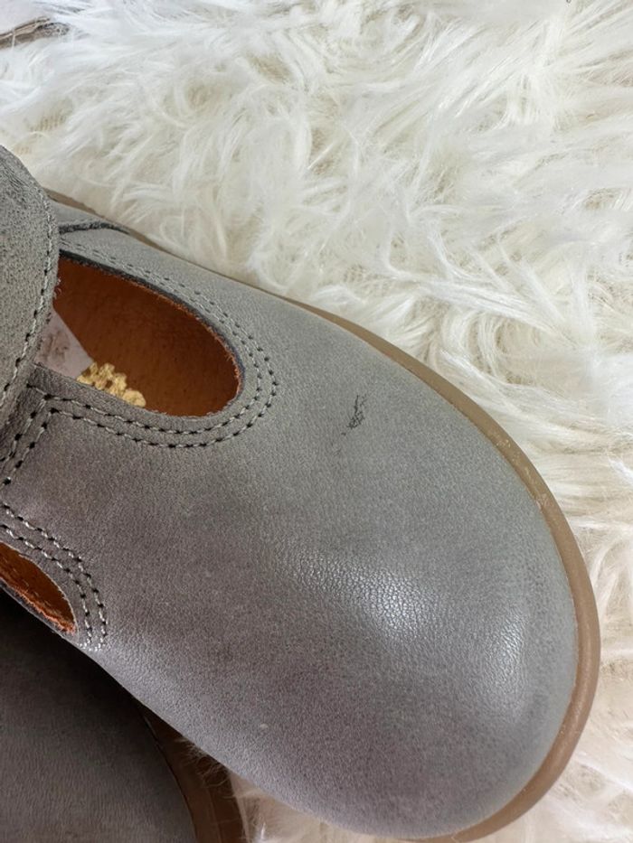 Paire de chaussures Babybotte taille 22 - photo numéro 4