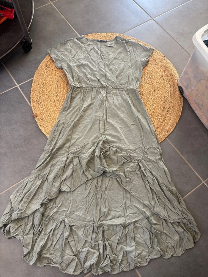 Robe kaki asymétrique
