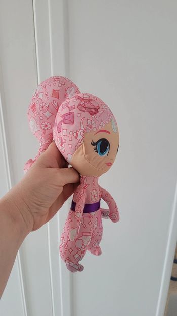 Poupée doudou Shimmer and Shine à colorier