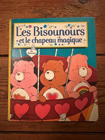 Livre cartonné album vintage ancien Les Bisounours et le chapeau magique Hachette Jeunesse
