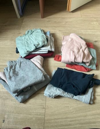 Lot vêtements taille 8 ans