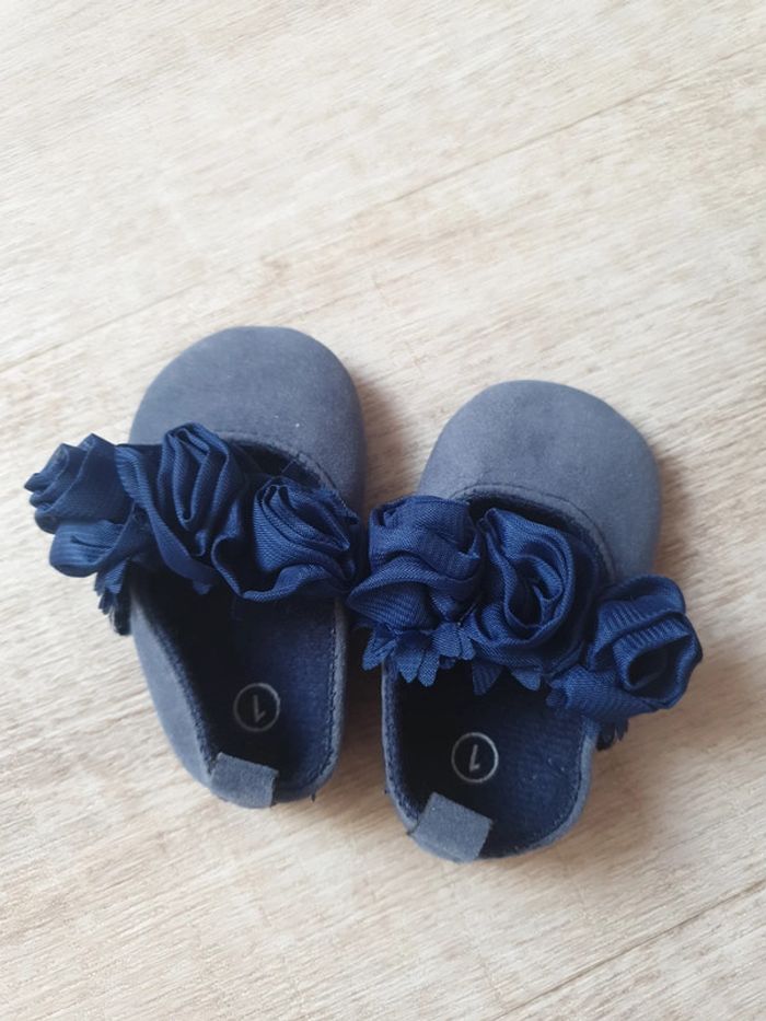 Chaussons 17 - photo numéro 3