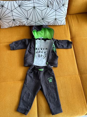 Ensemble jogging 9 mois