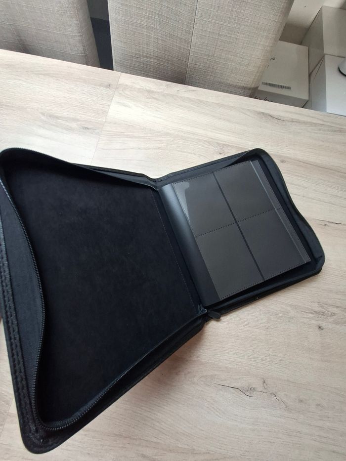 Classeur zip 128 toploaders Pokémon et autres TCG Coloris Beige - photo numéro 2