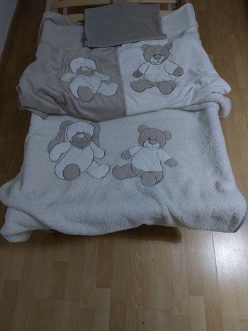 Couverture + housse de couette et taie